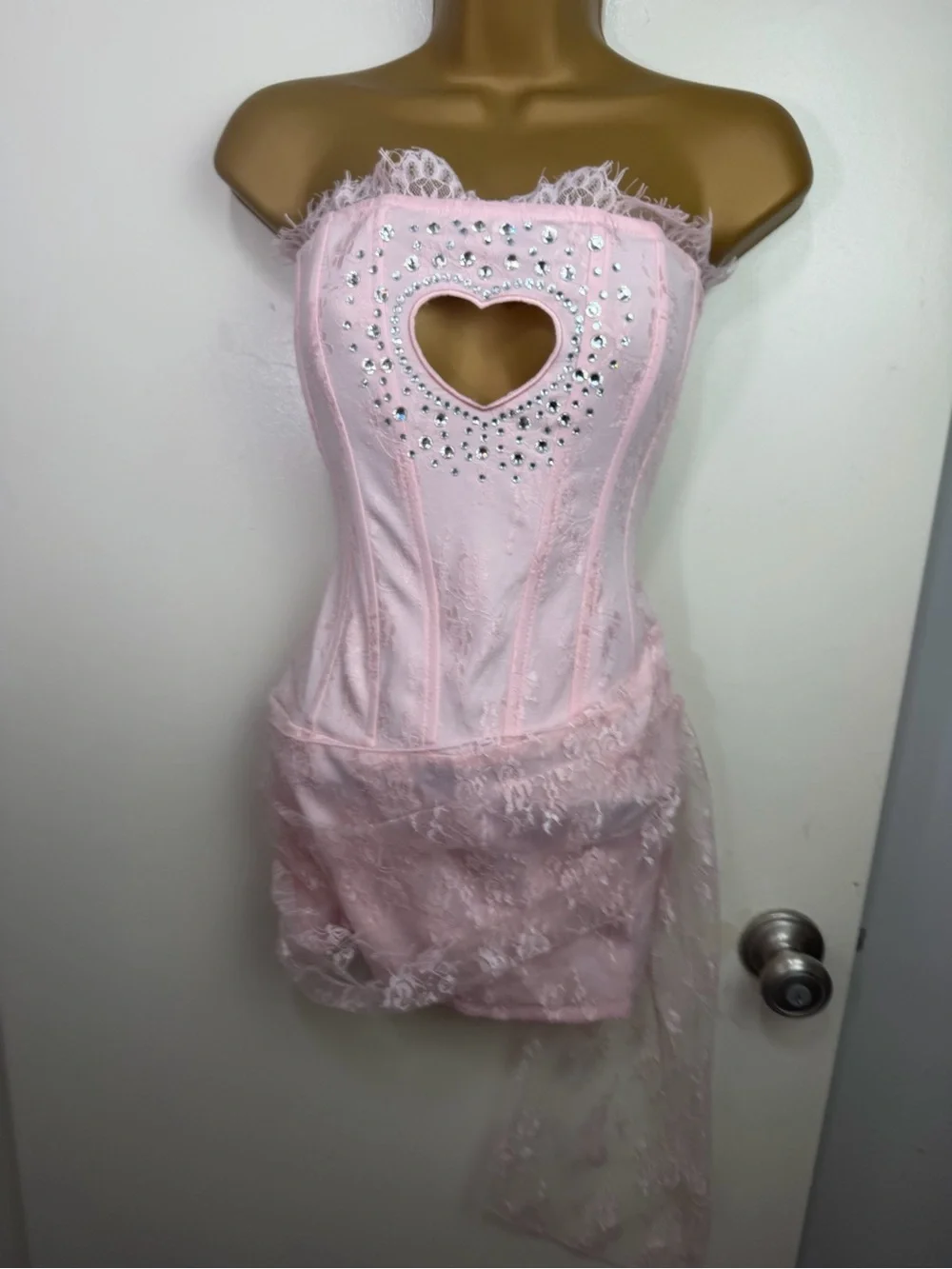 N/A pink strapless